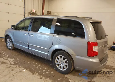 2015 Chrysler Town & Country Touring из США, поврежденный, VIN 2C4RC1BG6FR588550